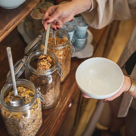 La Locanda Del Borgo Torrechiara Eksteriør bilde