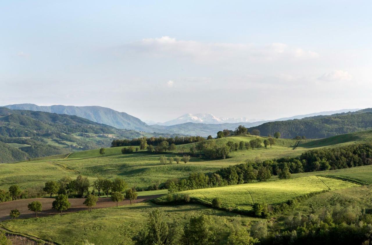 La Locanda Del Borgo Torrechiara Eksteriør bilde