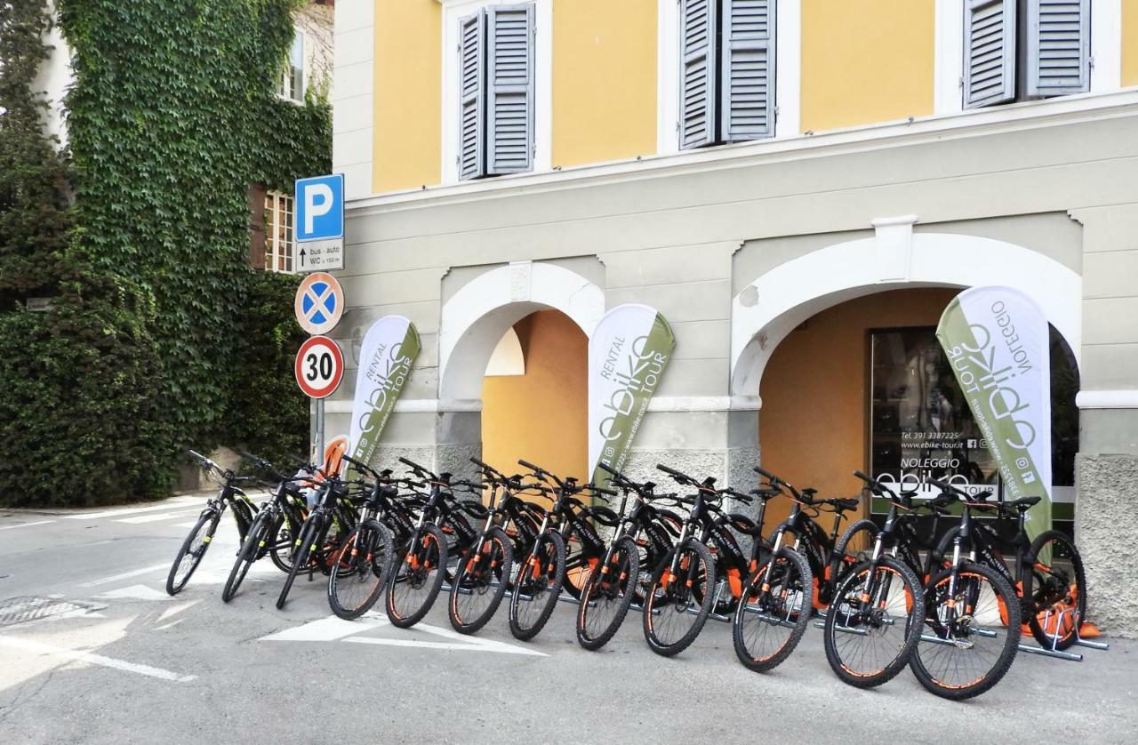 La Locanda Del Borgo Torrechiara Eksteriør bilde